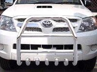 Toyota Hilux Nou Bullbar inox BC652  Pret - Cere oferta